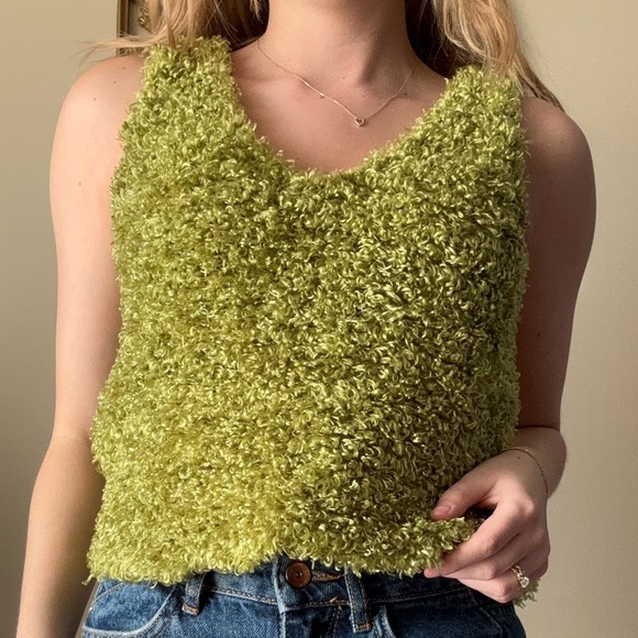 Green Fuzzy Retro Tank Top - Picture 2 of 9
